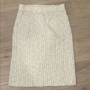 Elegant Cream Knit Skirt